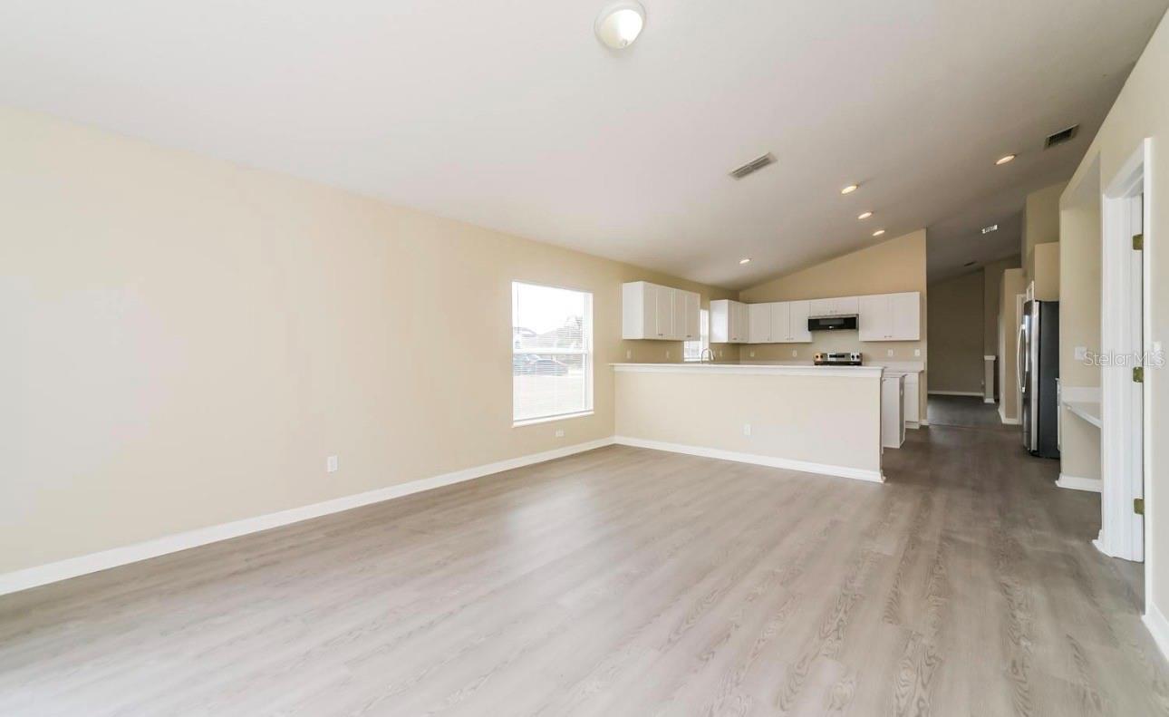 Image 2 of 11 For 10456 Clarion Street