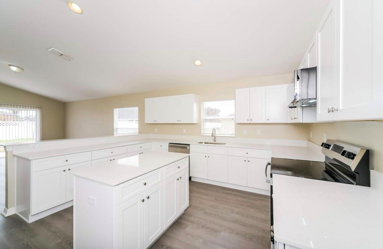 Image 5 of 11 For 10456 Clarion Street