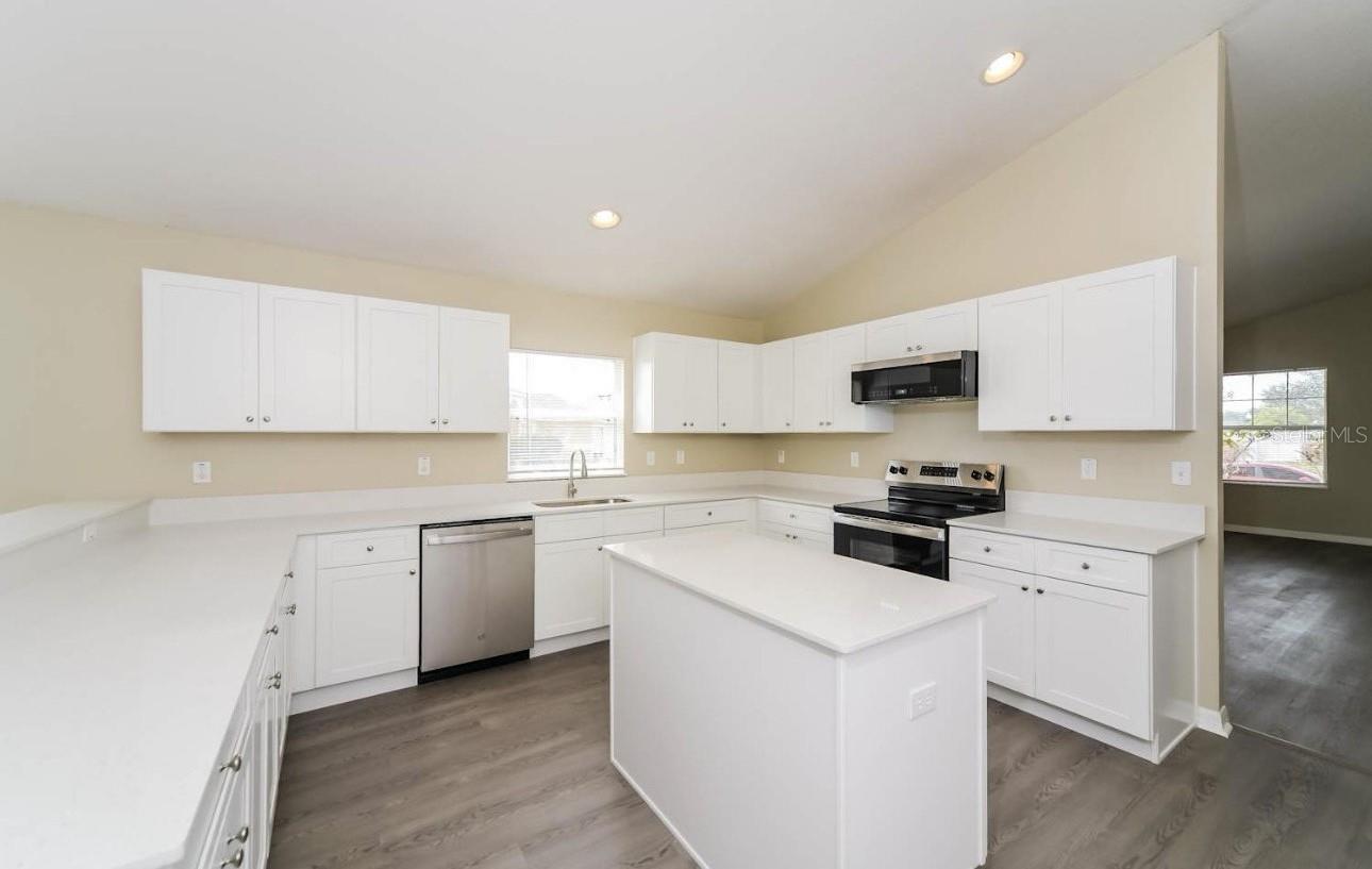 Image 6 of 11 For 10456 Clarion Street