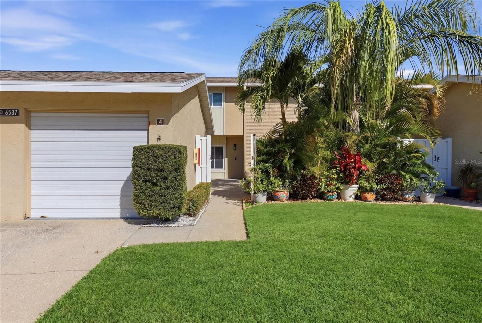 Image 12 of 83 For 6537 Cape Hatteras Way Ne 4