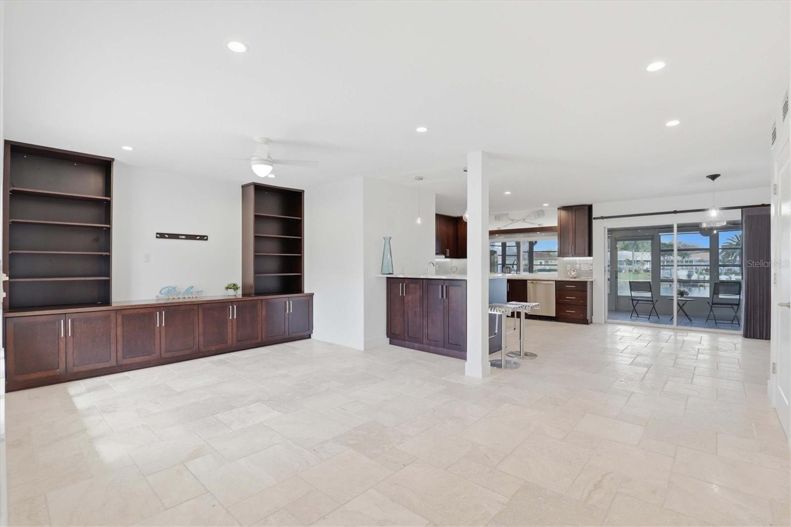 Image 18 of 83 For 6537 Cape Hatteras Way Ne 4