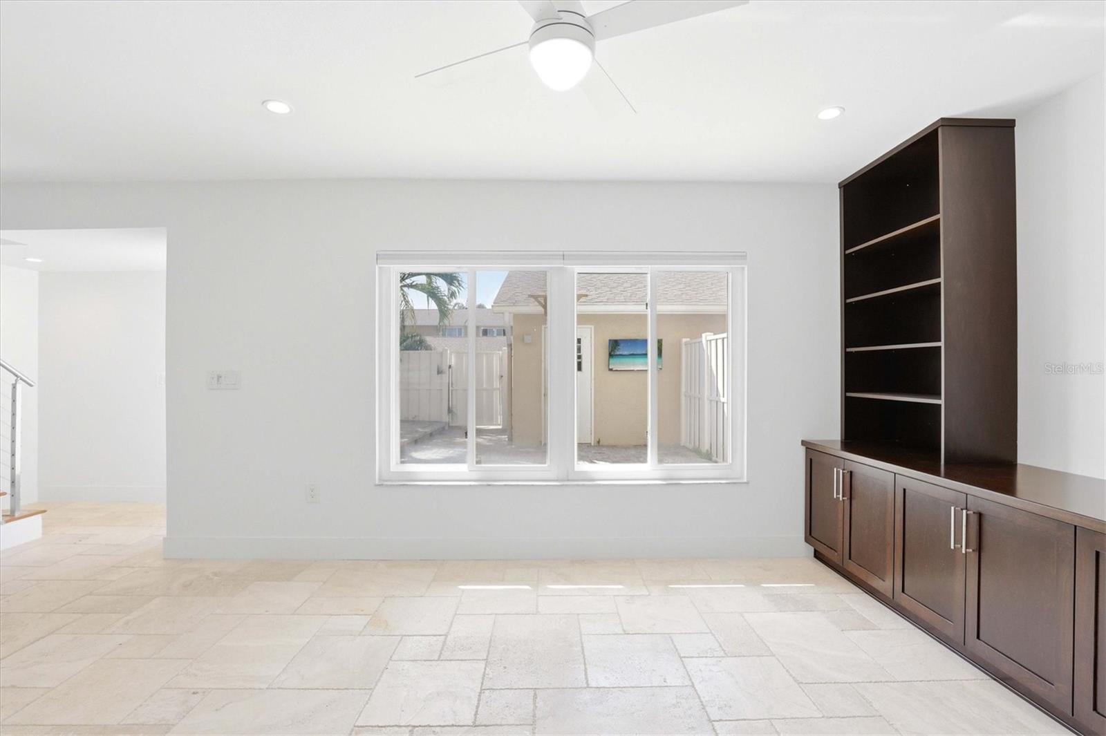 Image 20 of 83 For 6537 Cape Hatteras Way Ne 4