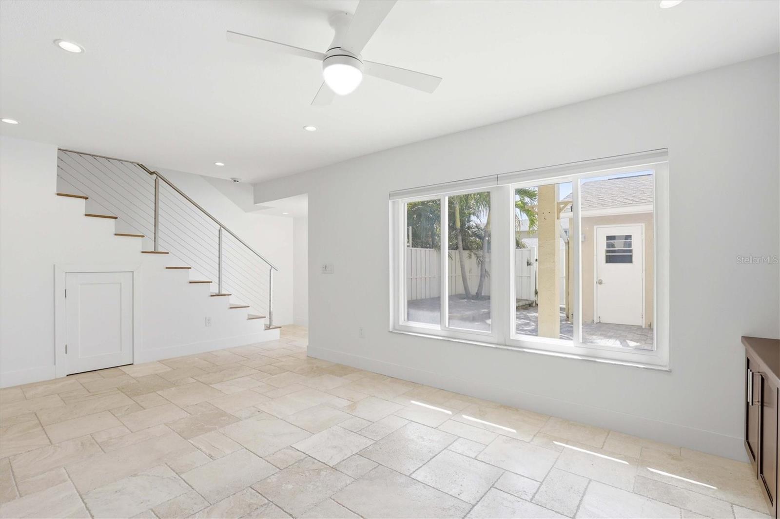 Image 22 of 83 For 6537 Cape Hatteras Way Ne 4