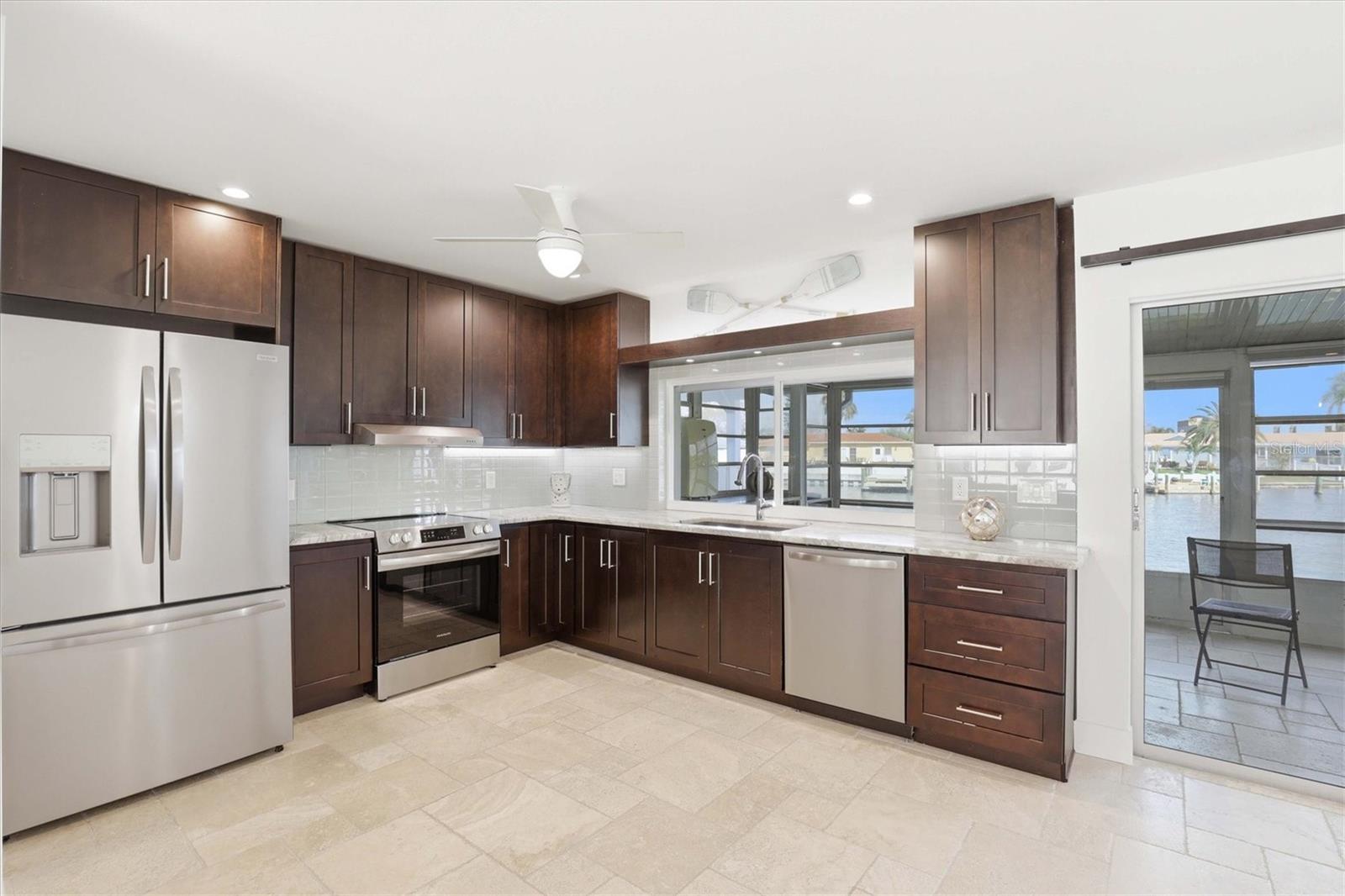 Image 24 of 83 For 6537 Cape Hatteras Way Ne 4