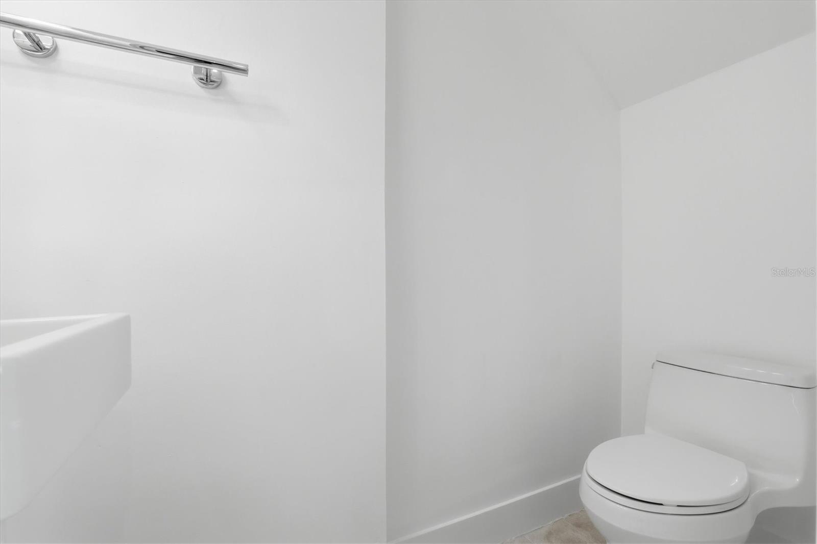 Image 31 of 83 For 6537 Cape Hatteras Way Ne 4