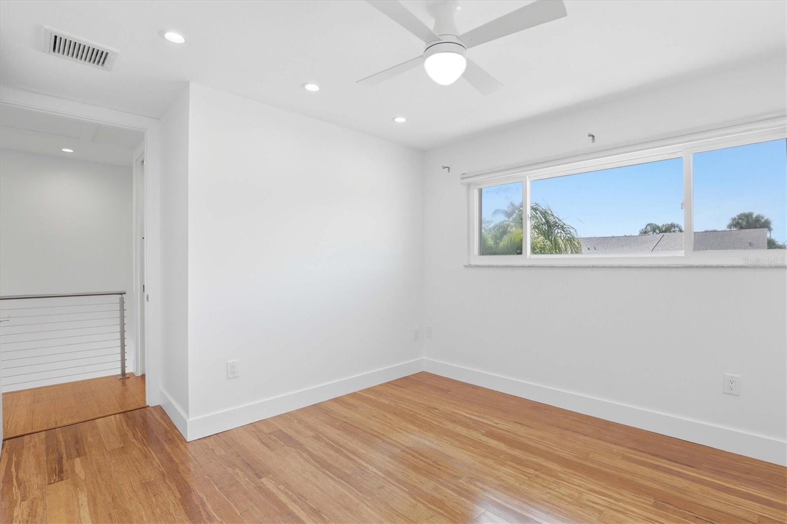 Image 43 of 83 For 6537 Cape Hatteras Way Ne 4