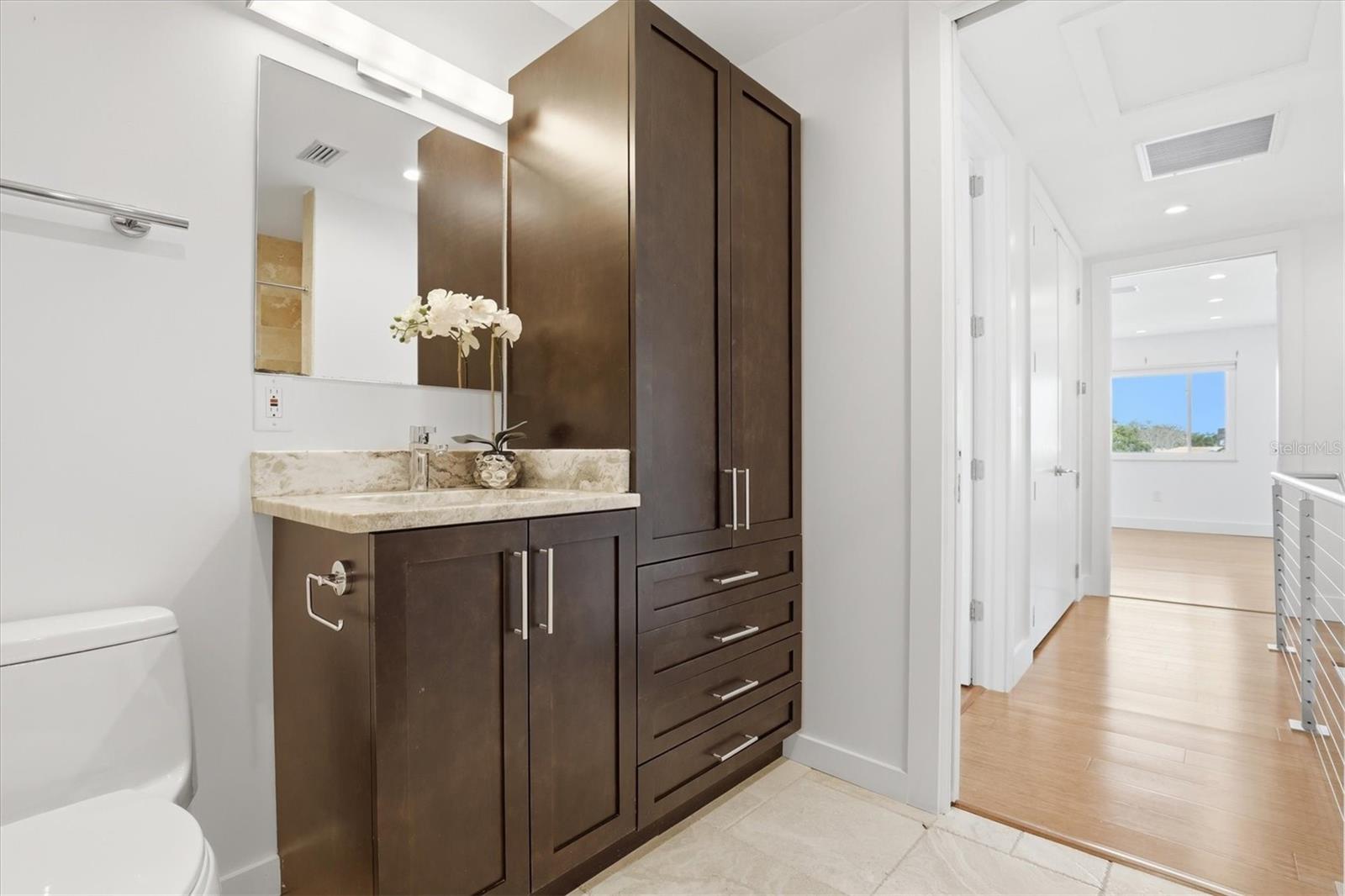 Image 46 of 83 For 6537 Cape Hatteras Way Ne 4