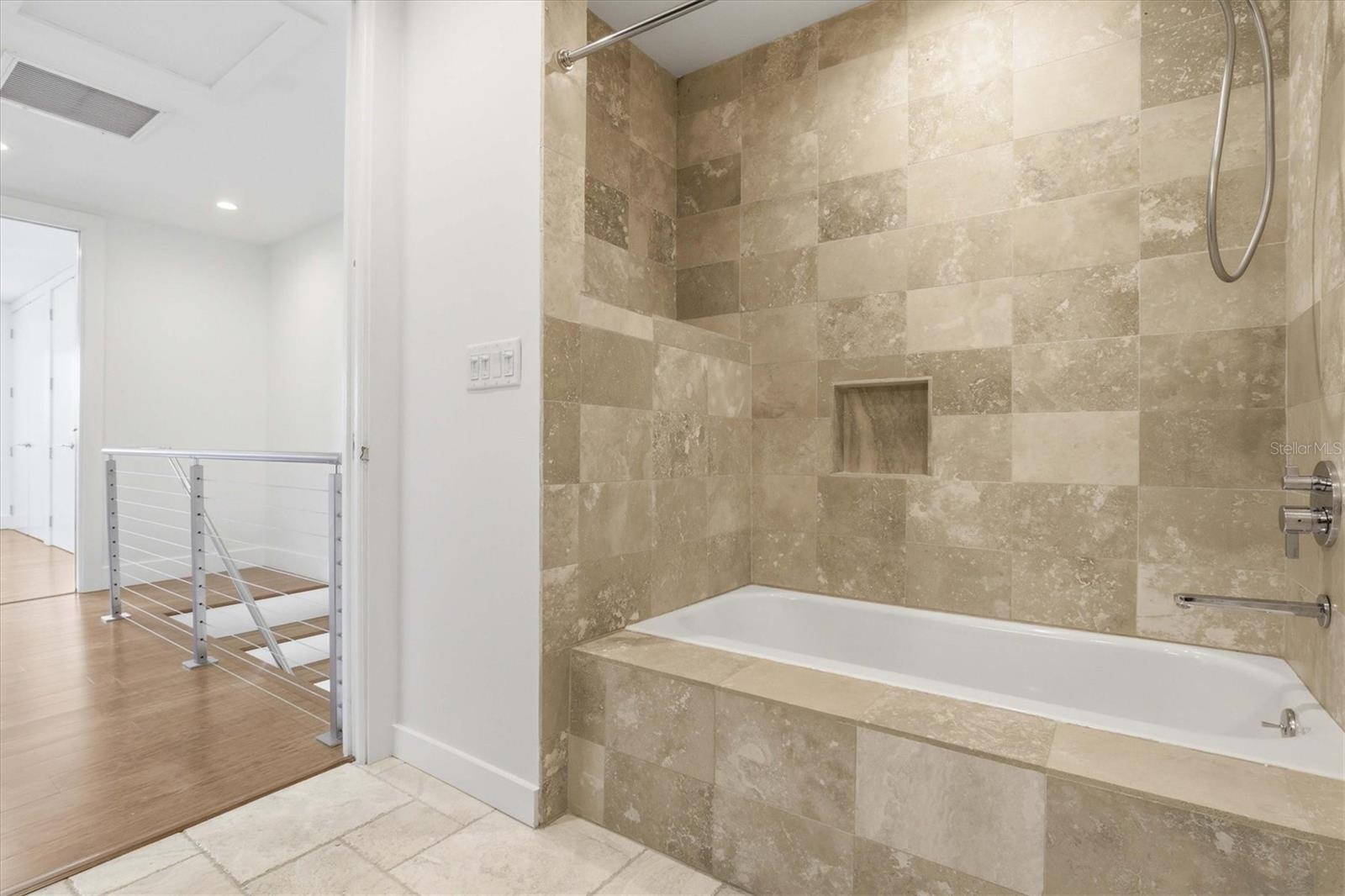 Image 47 of 83 For 6537 Cape Hatteras Way Ne 4