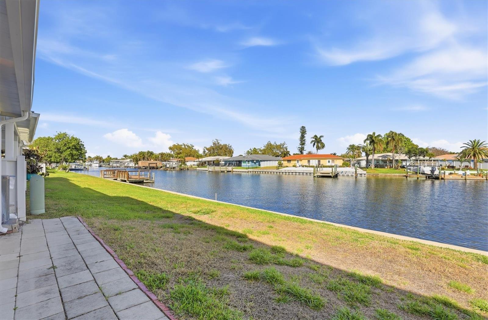 Image 52 of 83 For 6537 Cape Hatteras Way Ne 4