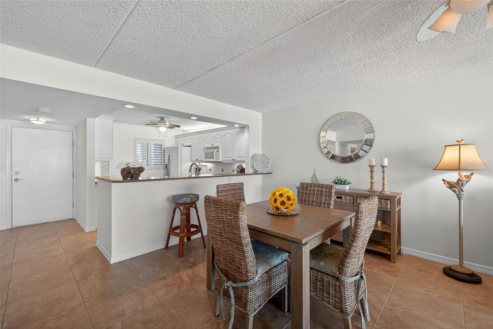 Image 13 of 49 For 865 Gulfview Boulevard 207