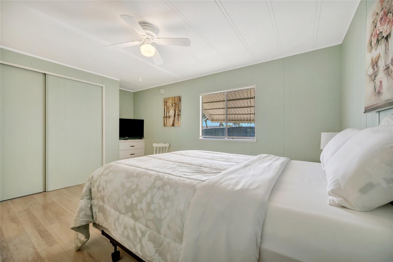 Image 17 of 39 For 110 Saint Lucia Loop