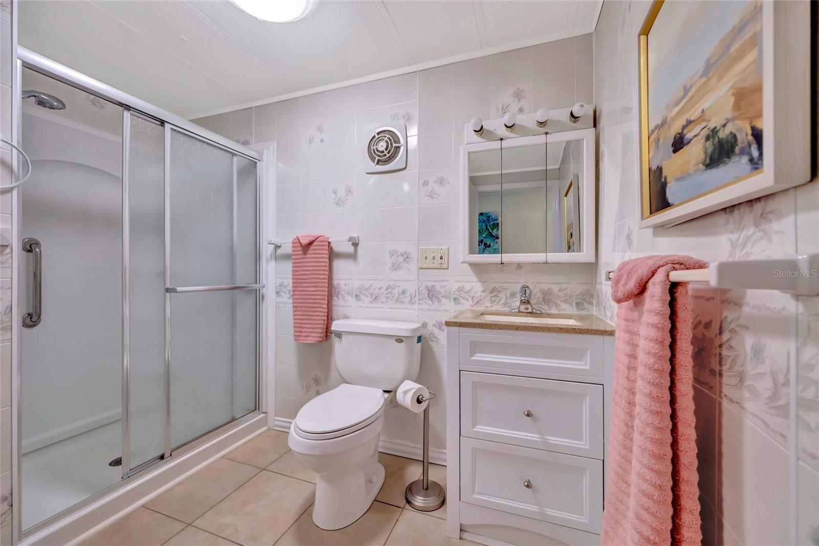 Image 19 of 39 For 110 Saint Lucia Loop