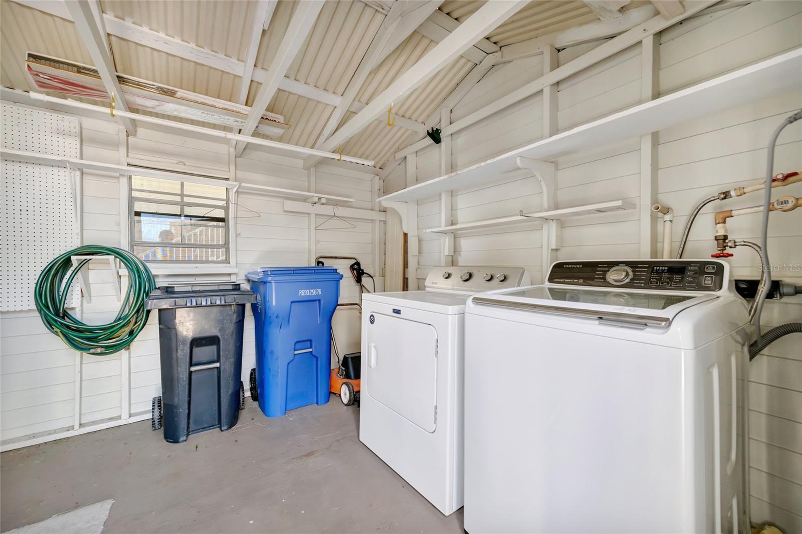 Image 29 of 39 For 110 Saint Lucia Loop