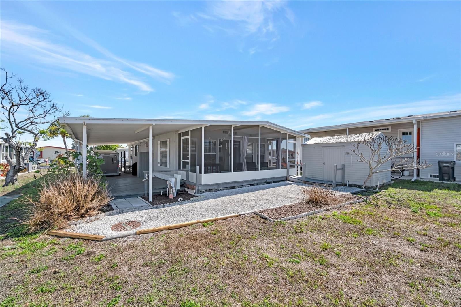 Image 32 of 39 For 110 Saint Lucia Loop