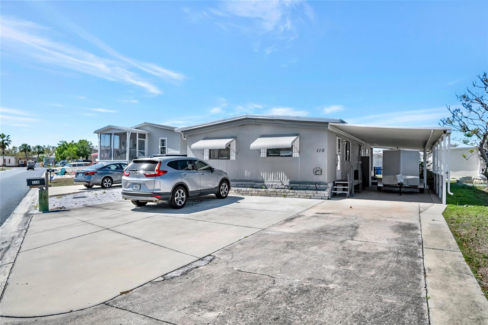 Image 36 of 39 For 110 Saint Lucia Loop