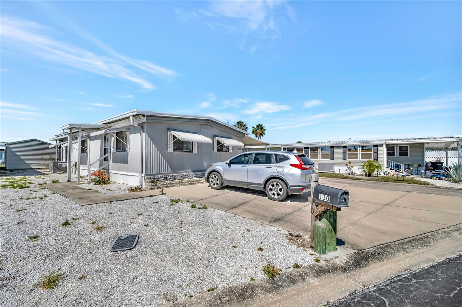 Image 38 of 39 For 110 Saint Lucia Loop