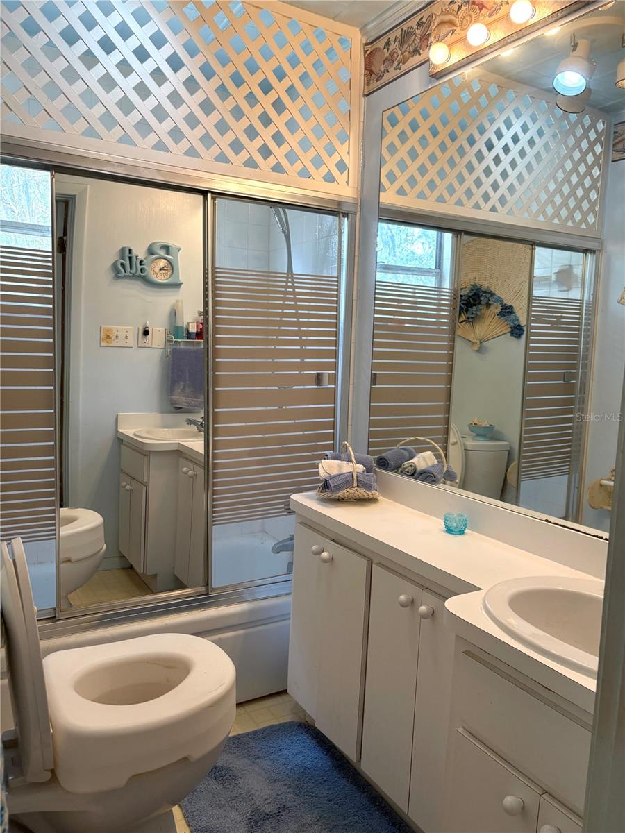 Image 24 of 31 For 21249 Durden Road