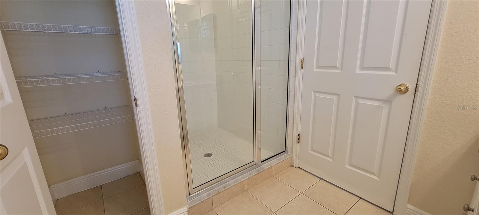 Image 12 of 16 For 1112 Islamorada Lane