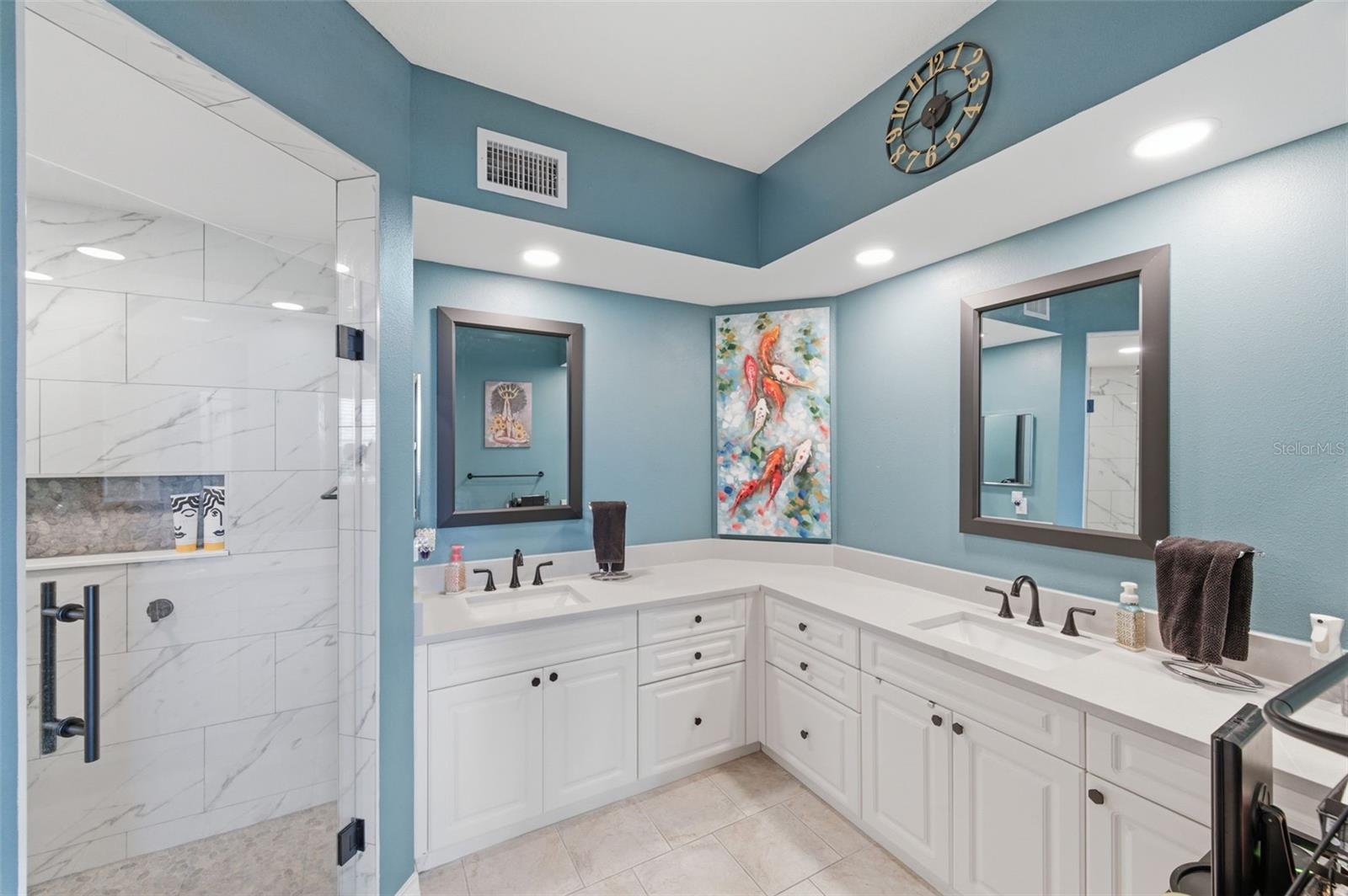 Image 29 of 47 For 1200 Country Club Drive 1206