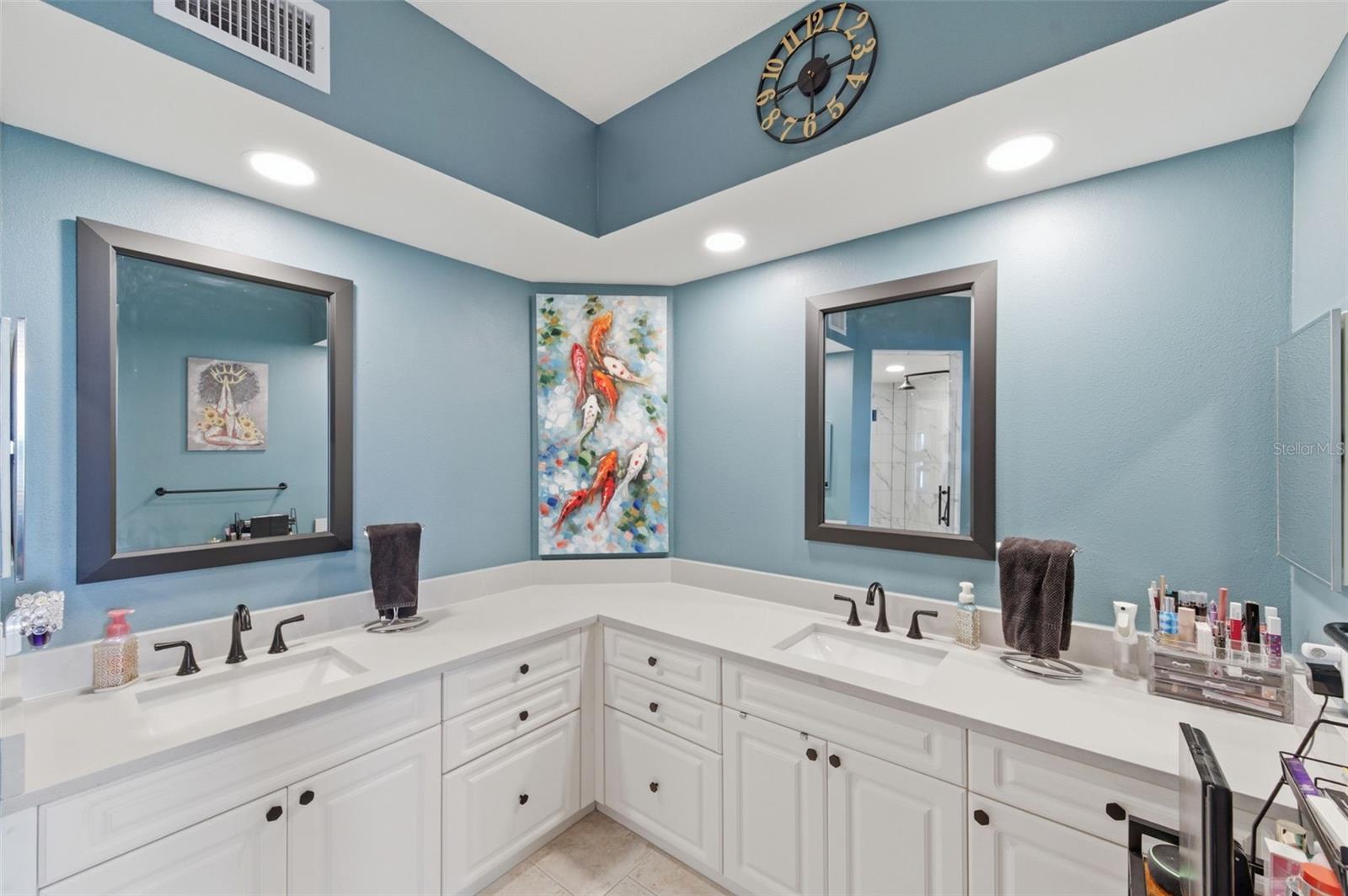 Image 30 of 47 For 1200 Country Club Drive 1206