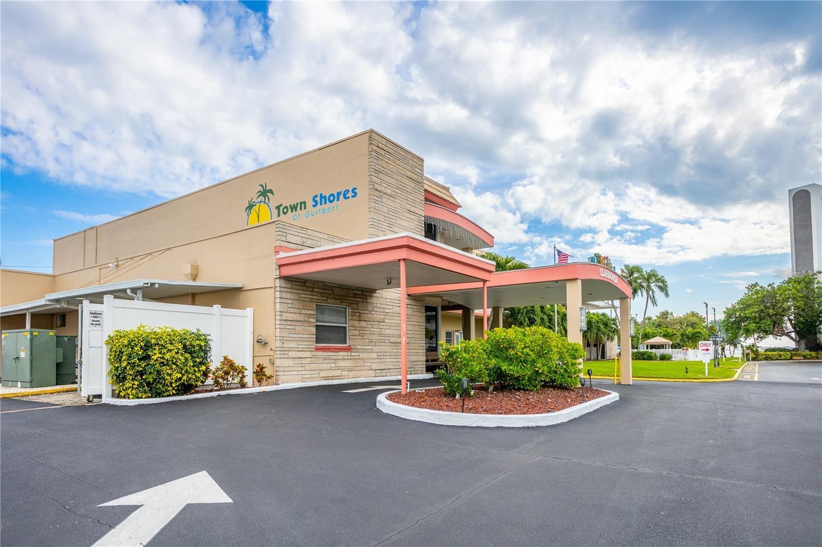 Image 28 of 36 For 6025 Shore Boulevard S 405