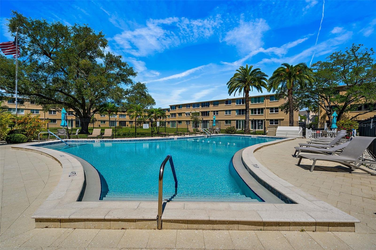 Image 29 of 34 For 5095 Bay Street Ne 110