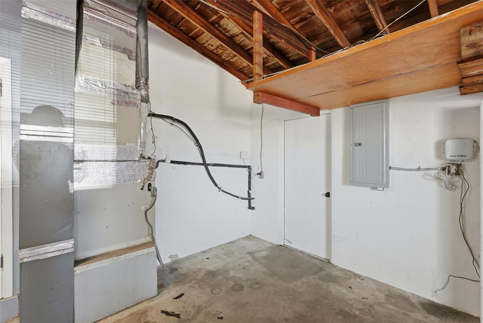 Image 24 of 38 For 2483 66th Terrace S