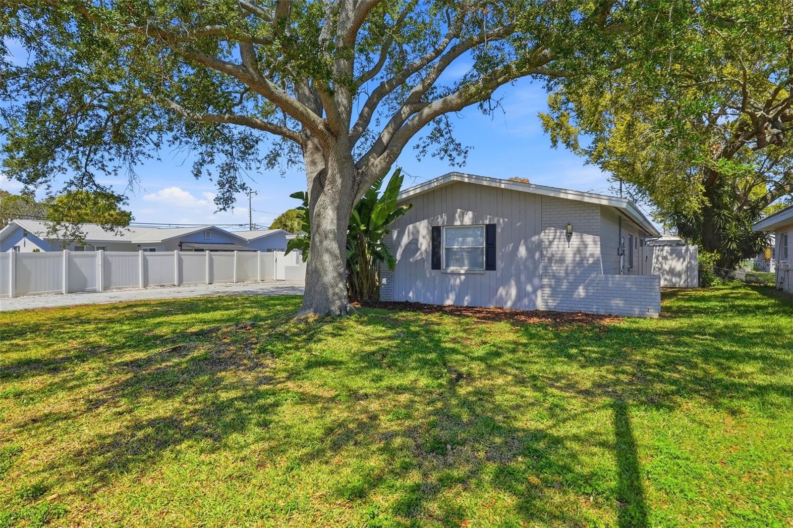 Image 28 of 38 For 2483 66th Terrace S