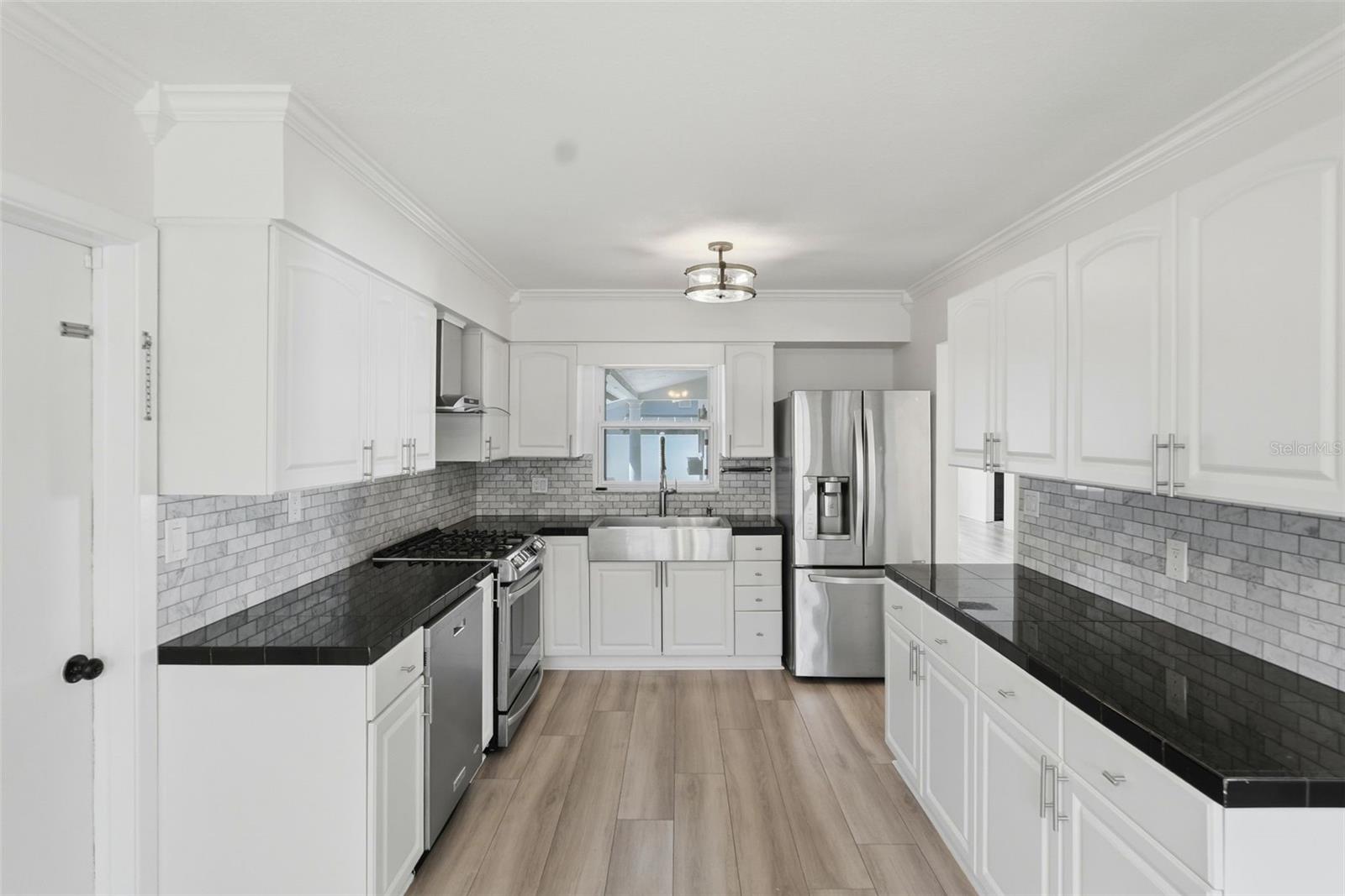 Image 3 of 38 For 2483 66th Terrace S