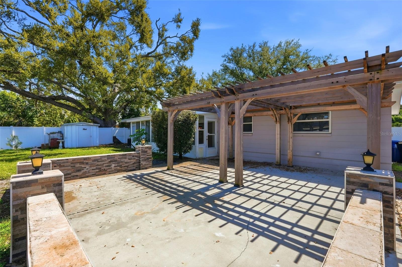 Image 30 of 38 For 2483 66th Terrace S