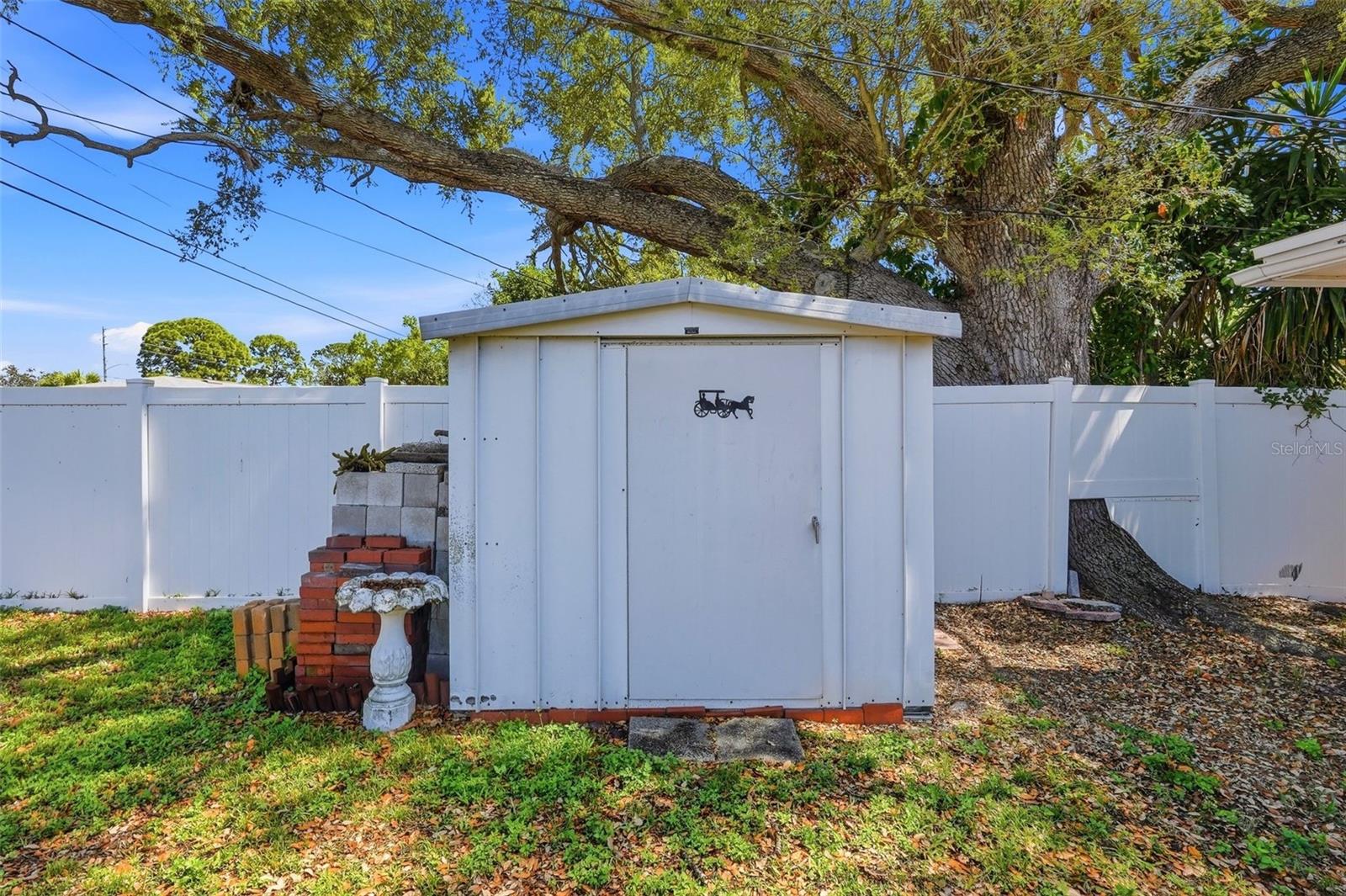 Image 34 of 38 For 2483 66th Terrace S