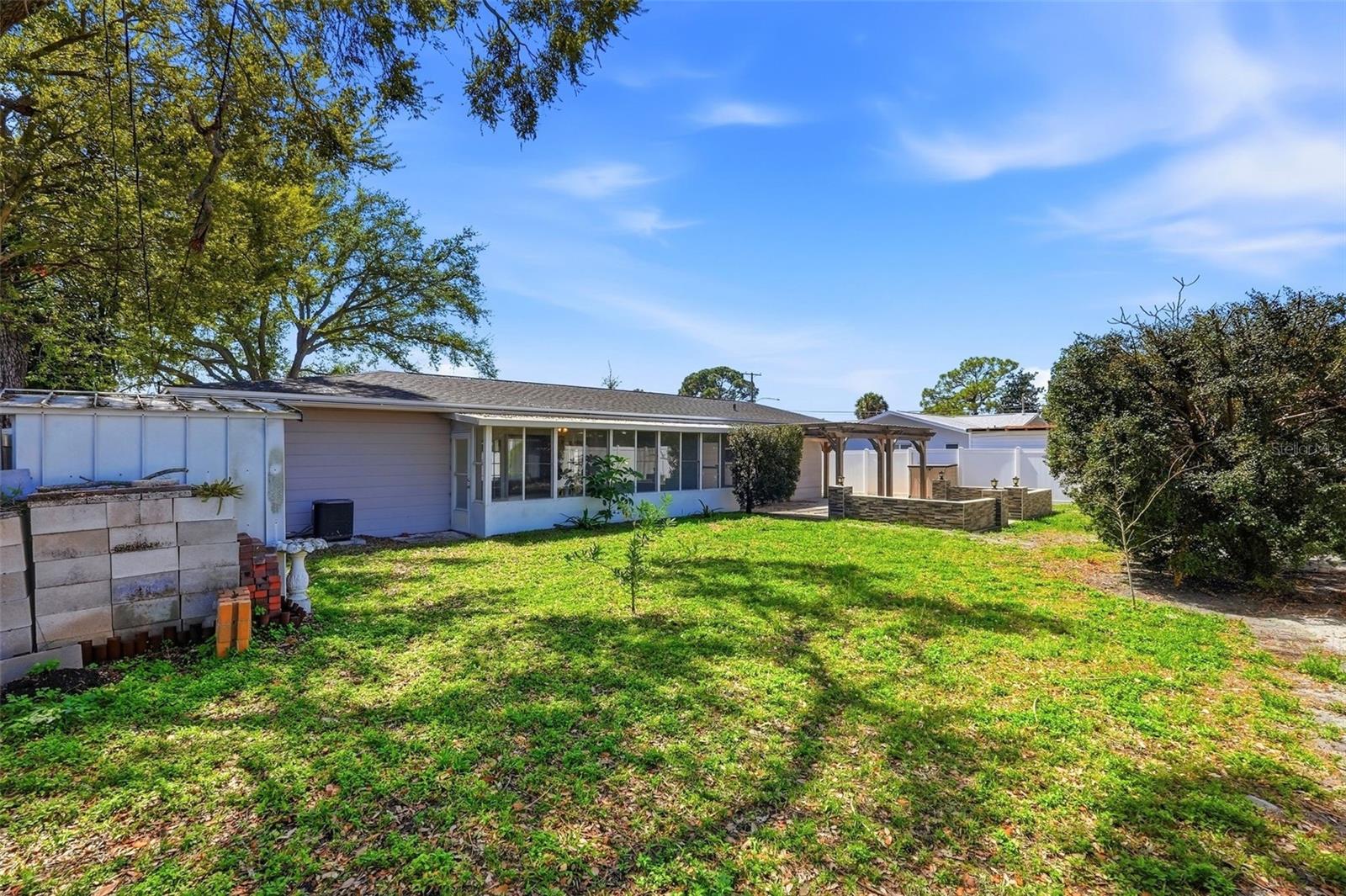 Image 35 of 38 For 2483 66th Terrace S