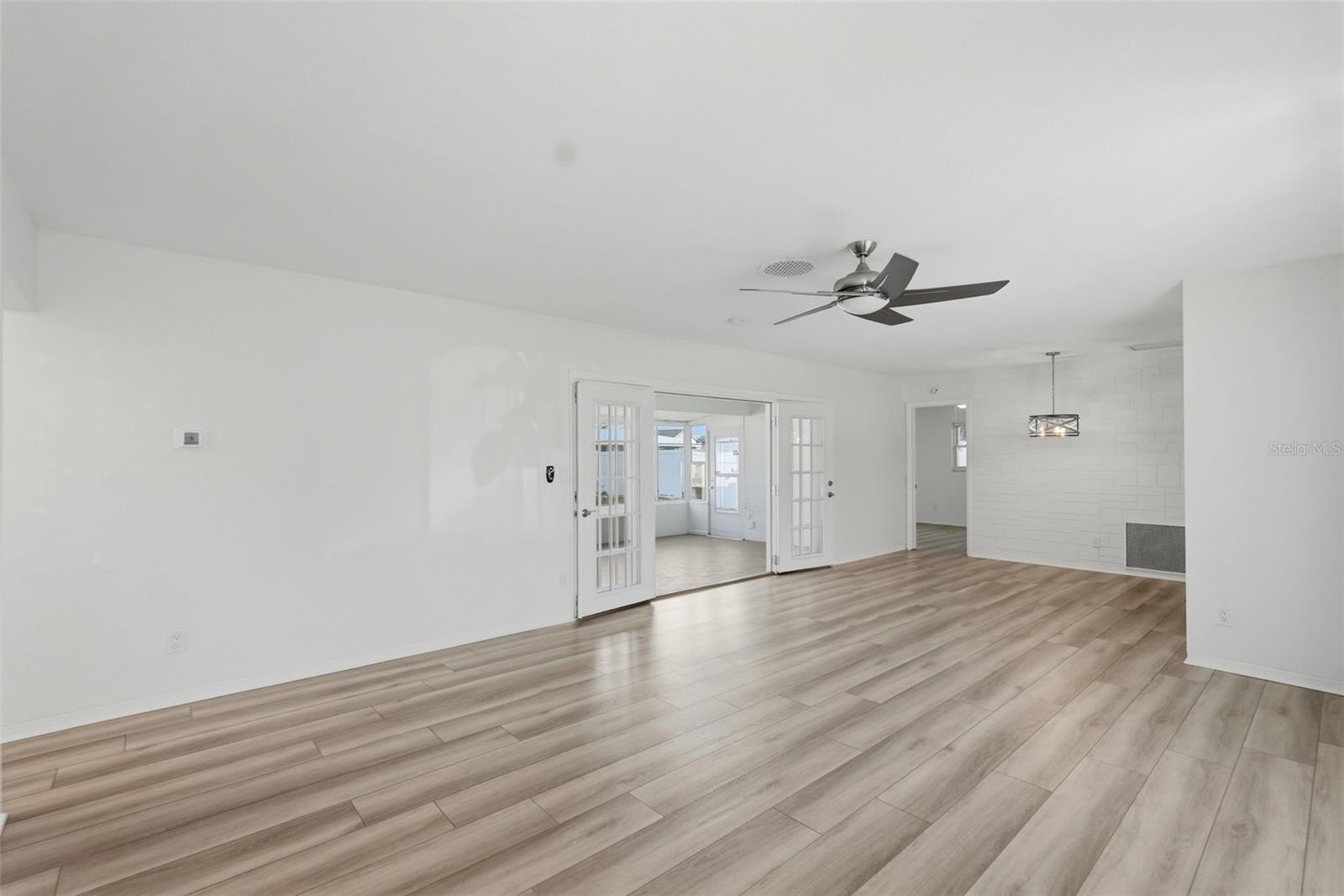 Image 7 of 38 For 2483 66th Terrace S