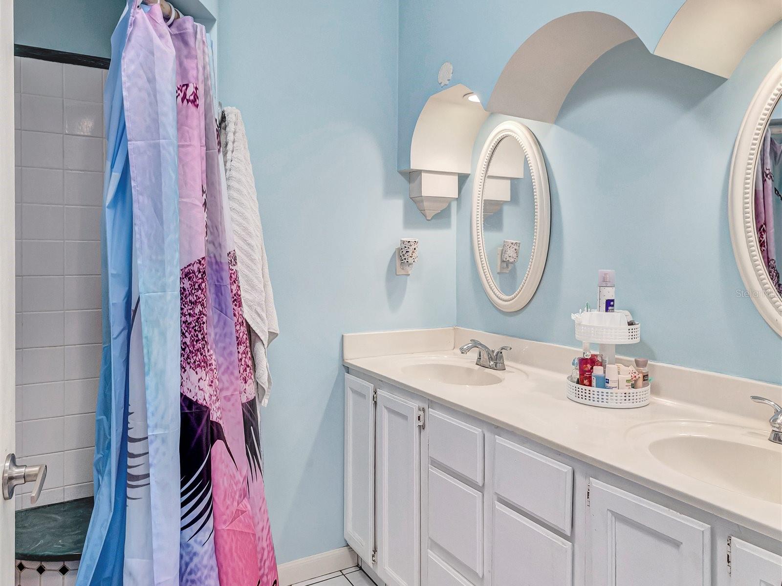 Image 23 of 59 For 4451 14th Avenue N