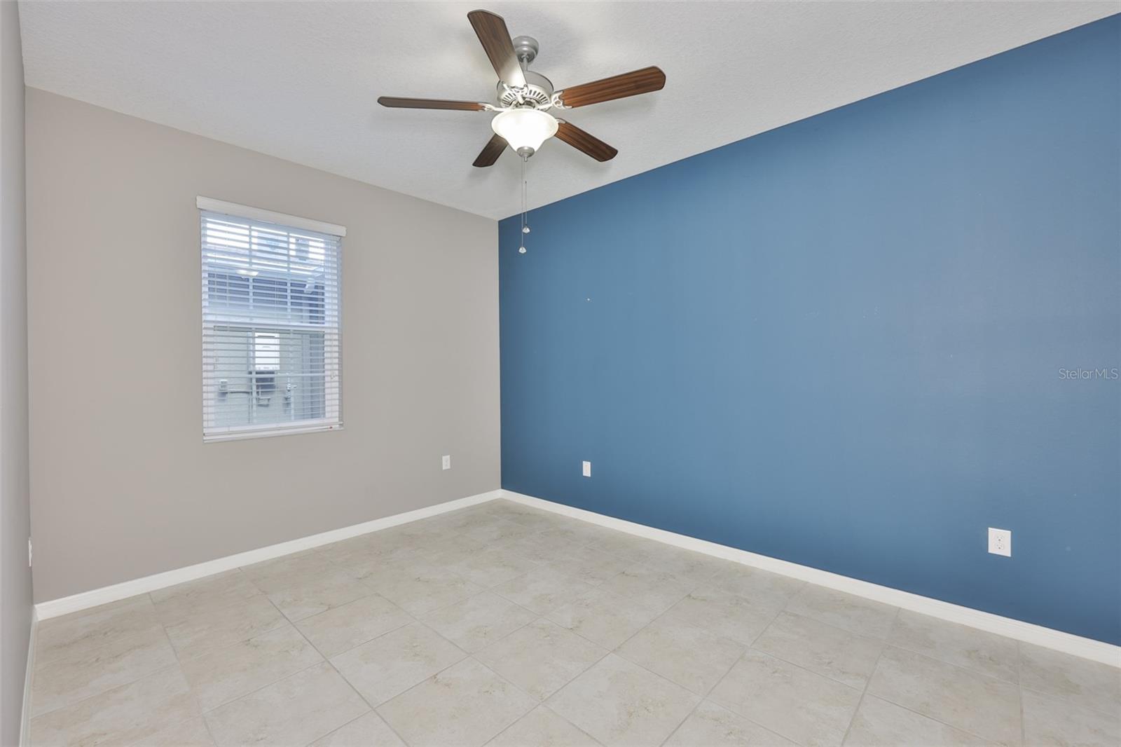 Image 14 of 64 For 6330 Lantern View Place