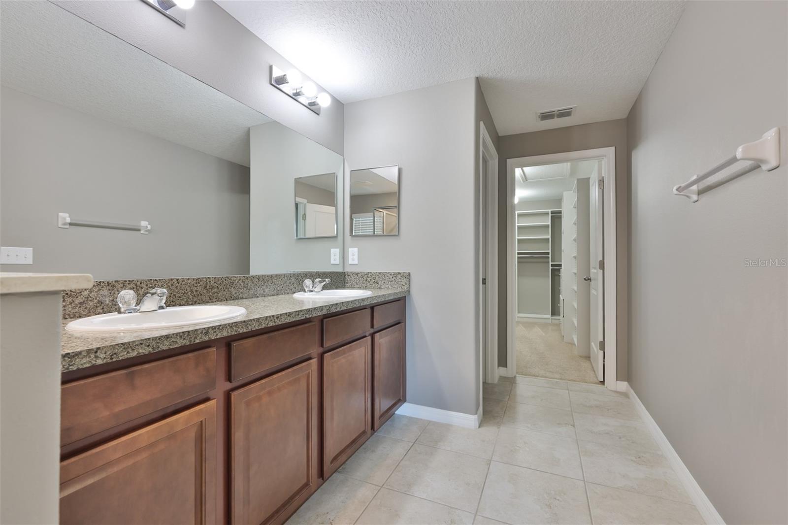 Image 25 of 64 For 6330 Lantern View Place