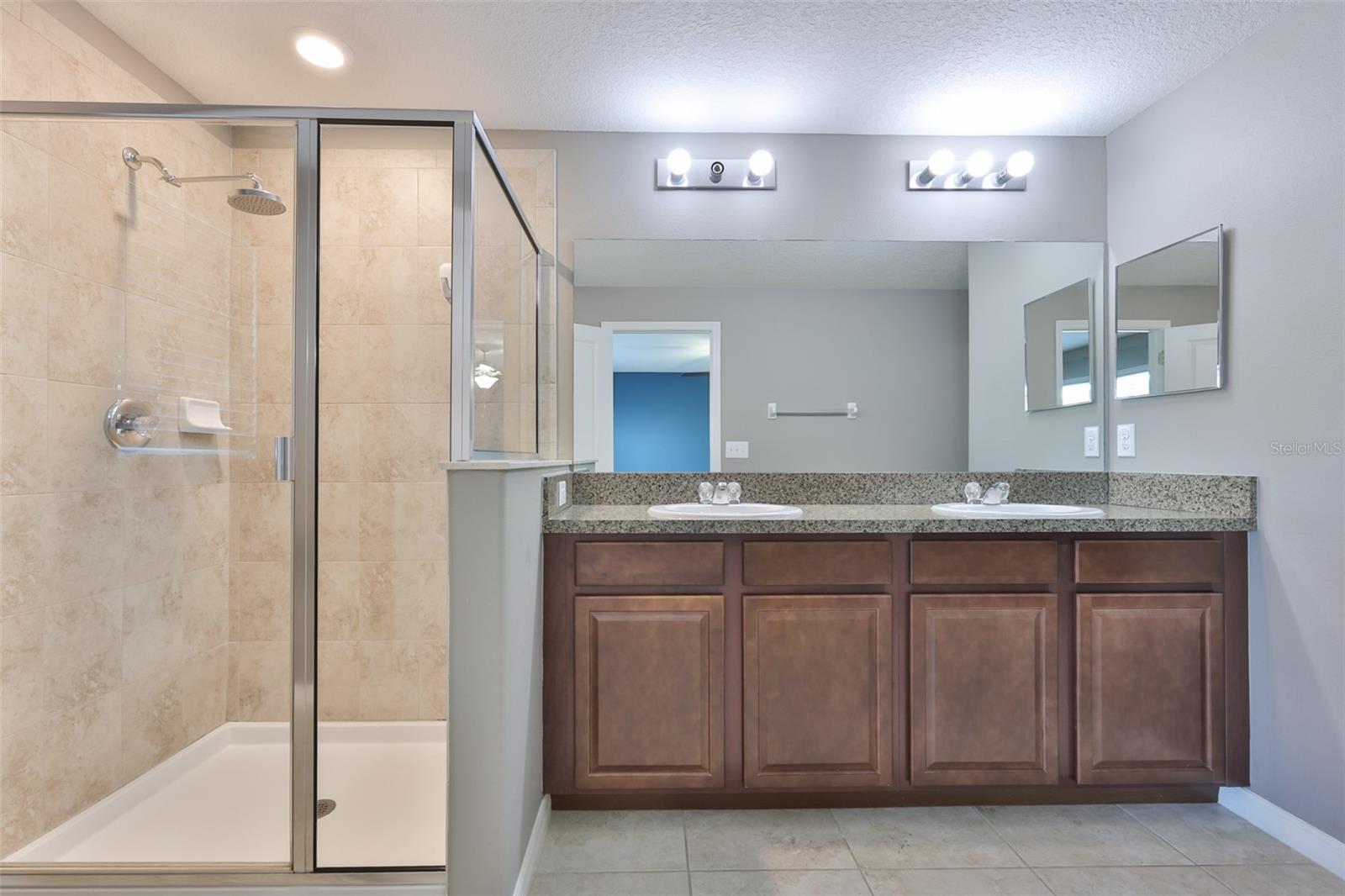 Image 26 of 64 For 6330 Lantern View Place