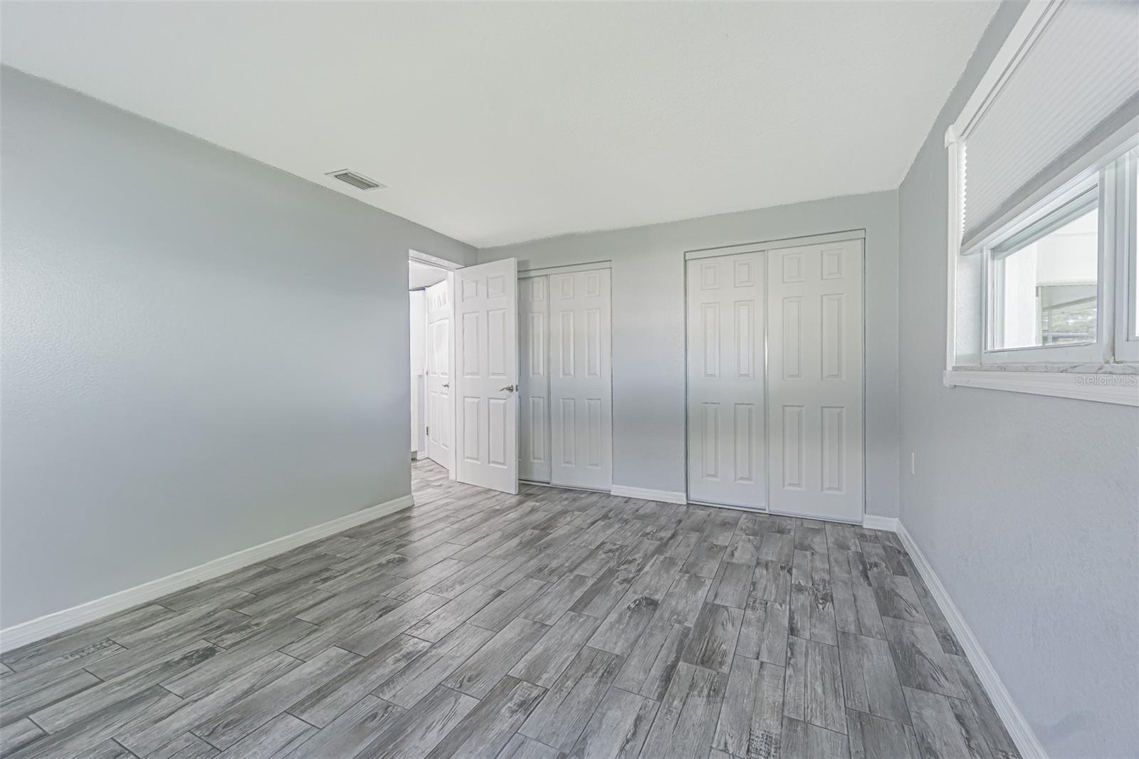 Image 19 of 45 For 1125 Fernwood Drive