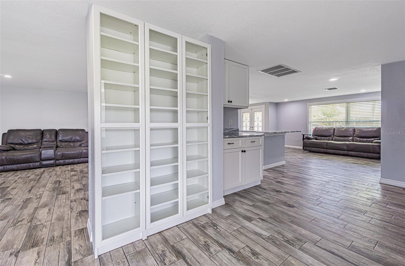 Image 25 of 45 For 1125 Fernwood Drive