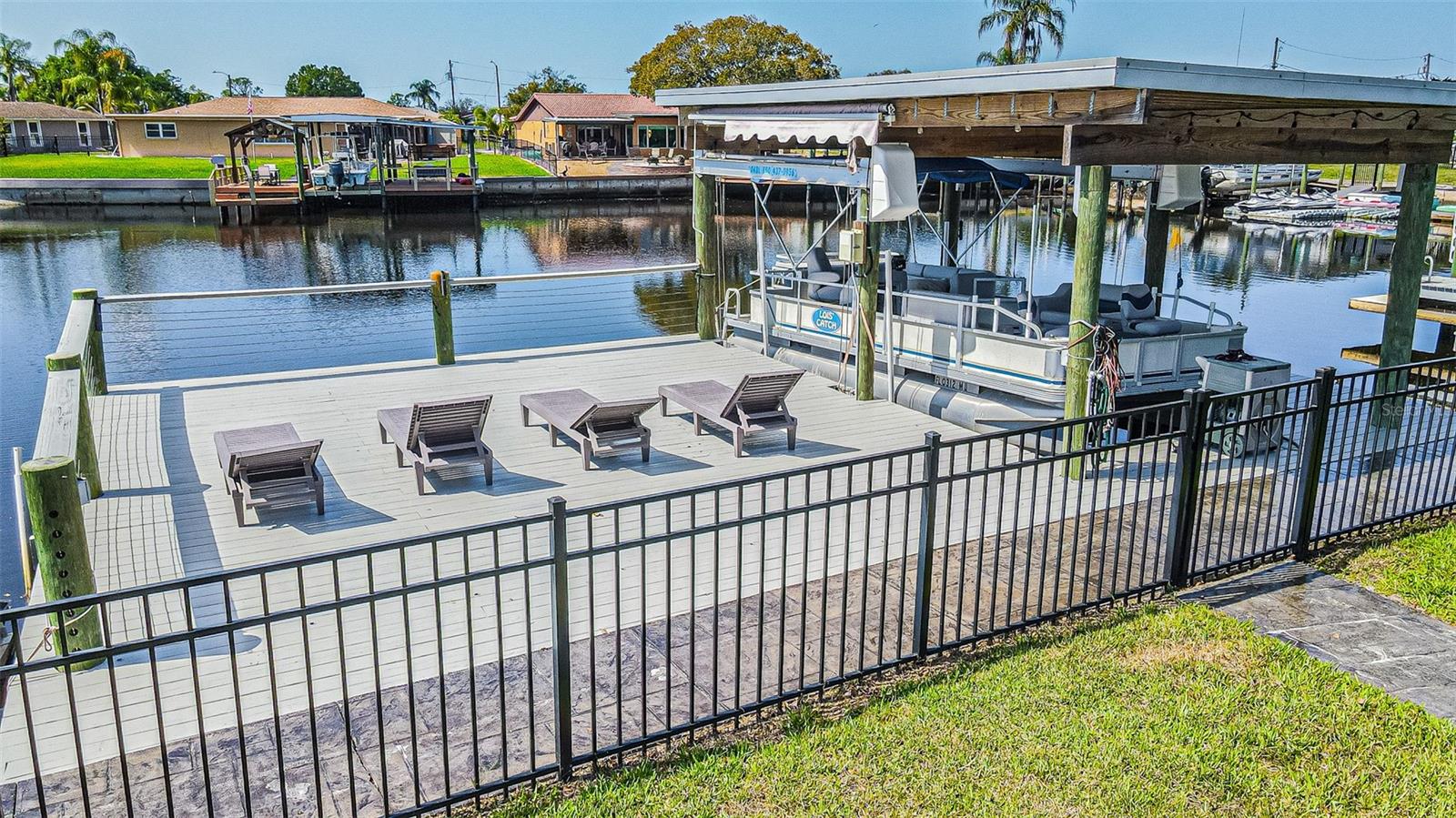 Image 3 of 45 For 1125 Fernwood Drive