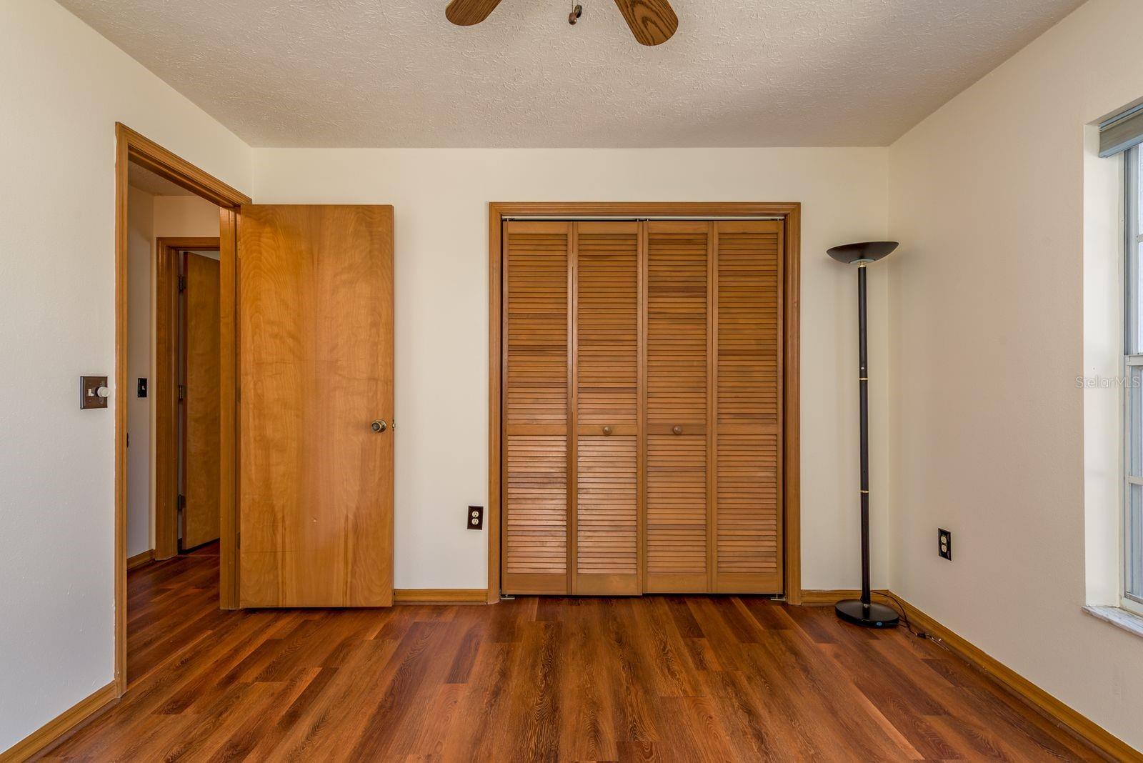 Image 24 of 37 For 752 Brittany Park Boulevard