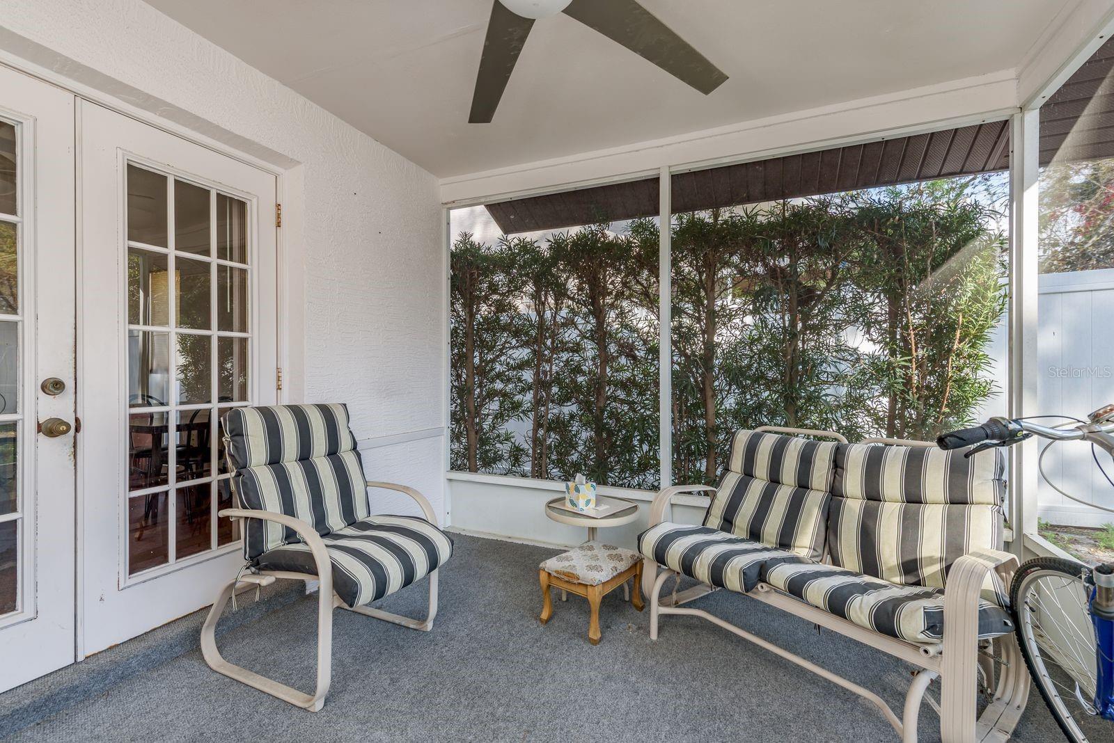 Image 27 of 37 For 752 Brittany Park Boulevard