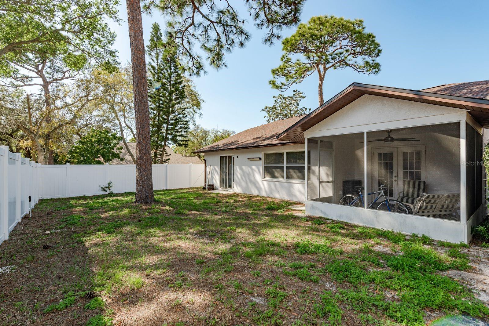 Image 30 of 37 For 752 Brittany Park Boulevard