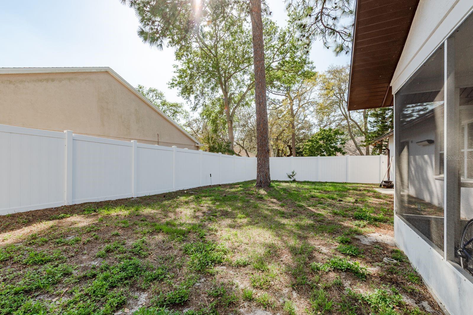 Image 31 of 37 For 752 Brittany Park Boulevard