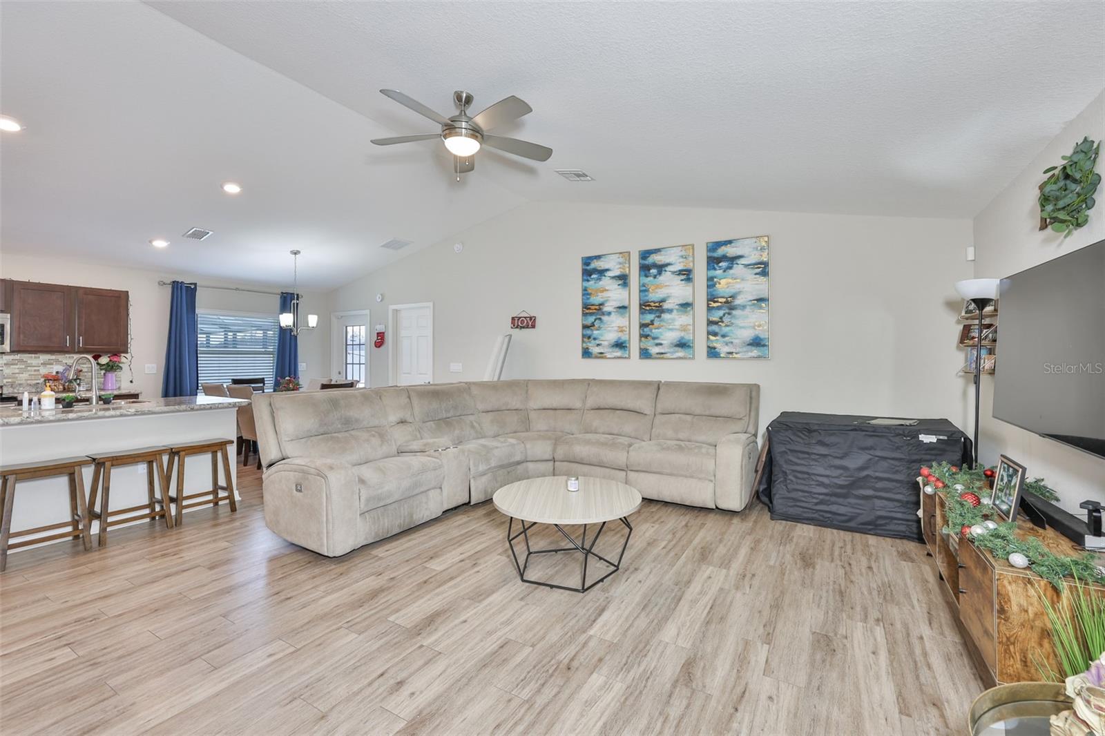 Image 11 of 43 For 252 Cascara Lane