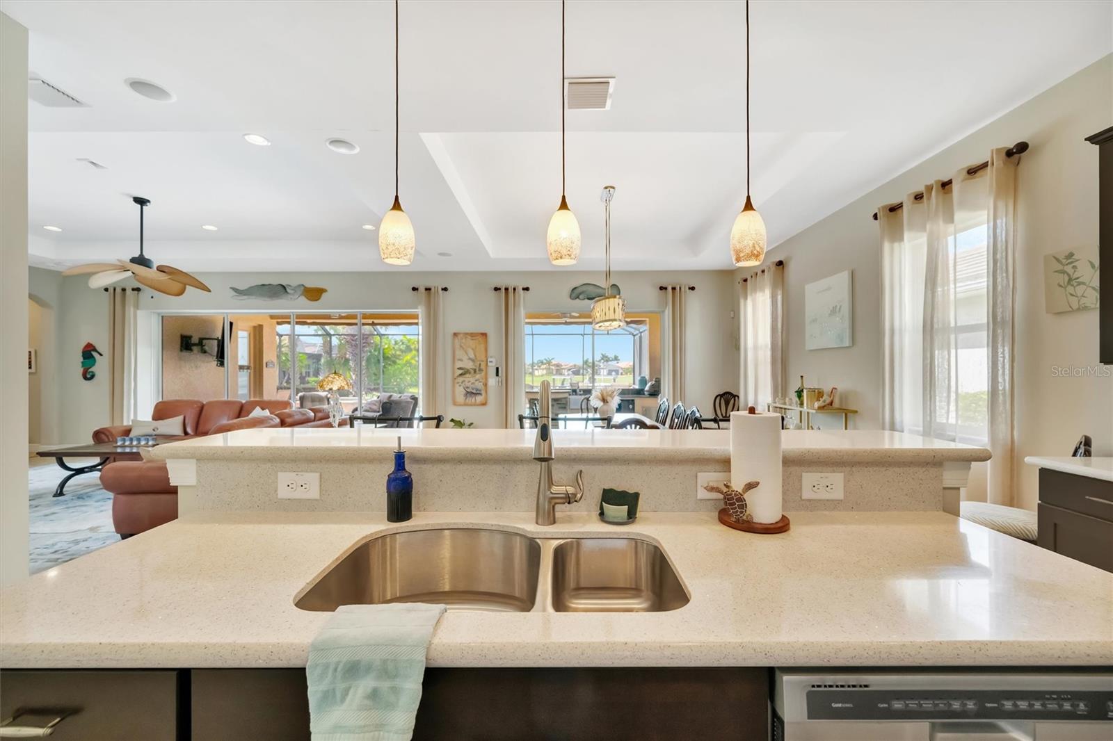 Image 19 of 100 For 1022 Kestrel Court