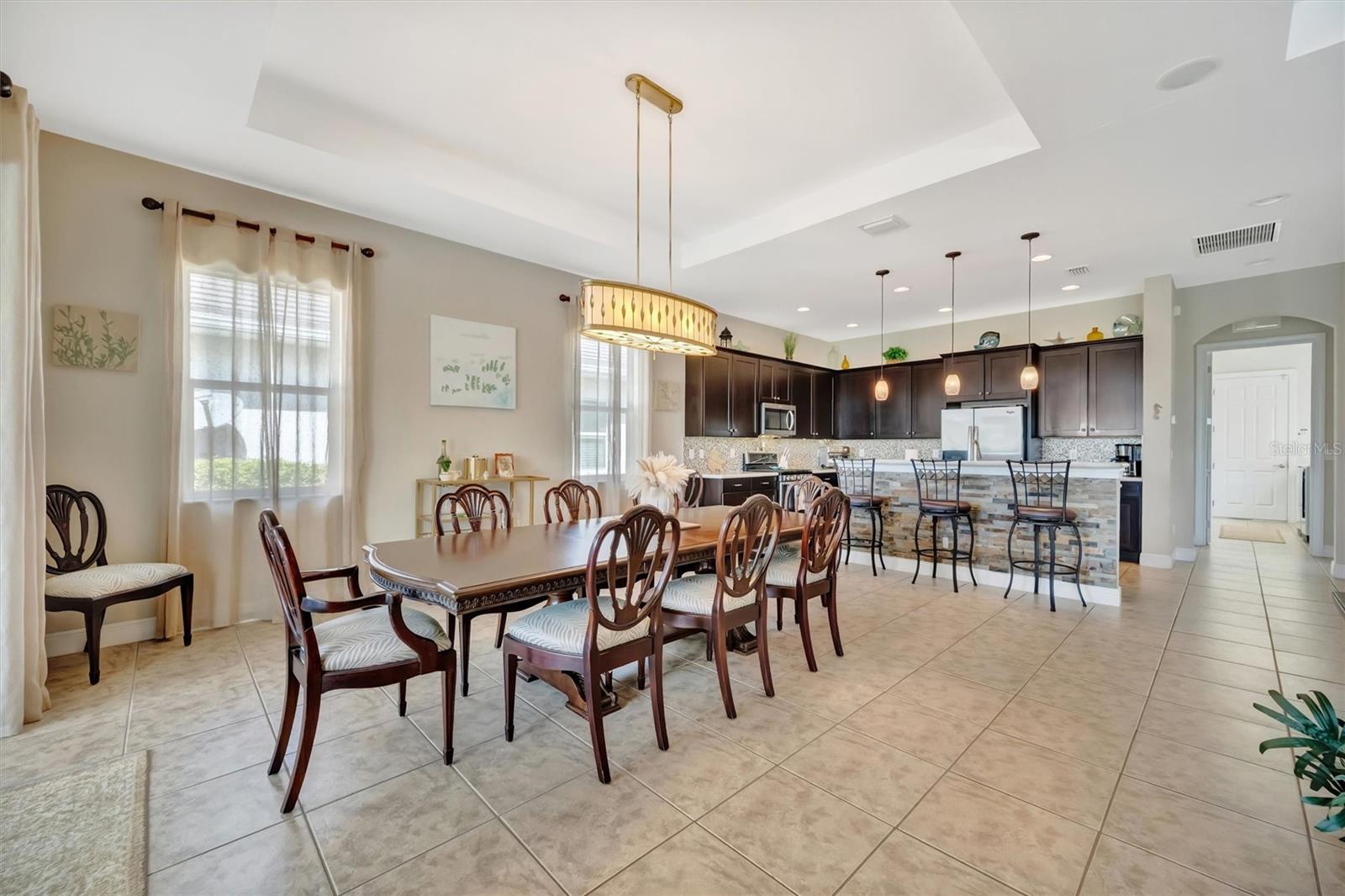 Image 24 of 100 For 1022 Kestrel Court