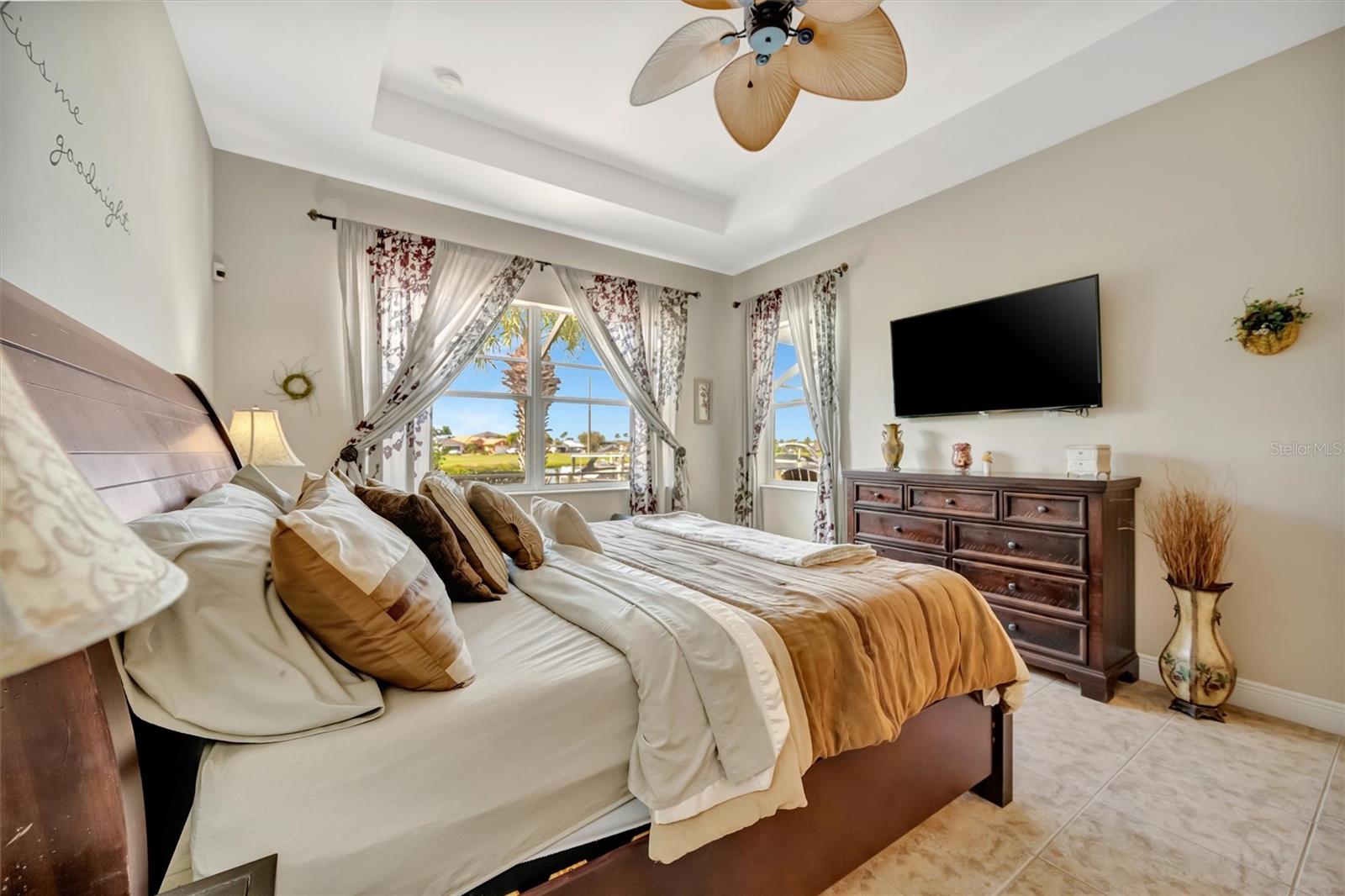 Image 34 of 100 For 1022 Kestrel Court