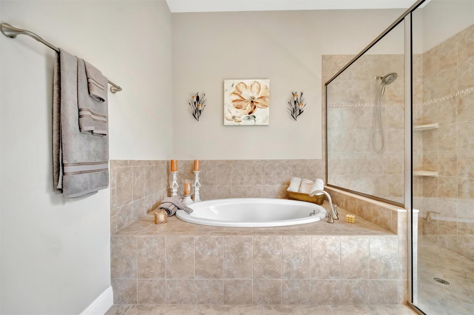 Image 36 of 100 For 1022 Kestrel Court