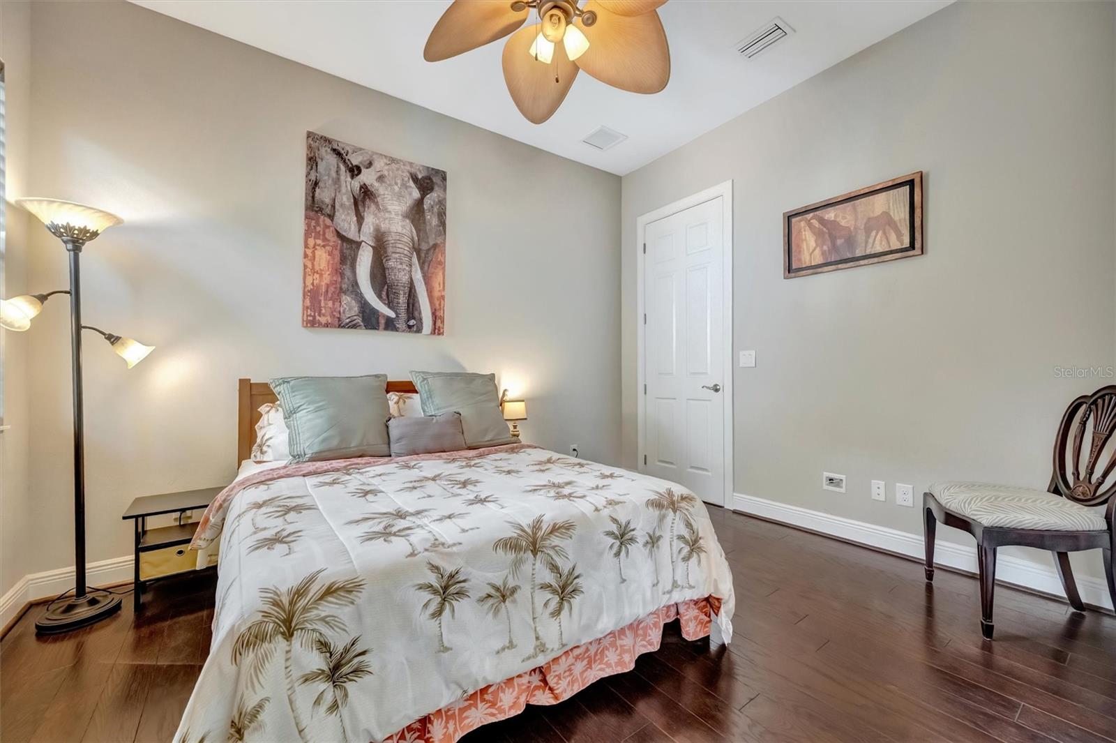 Image 40 of 100 For 1022 Kestrel Court